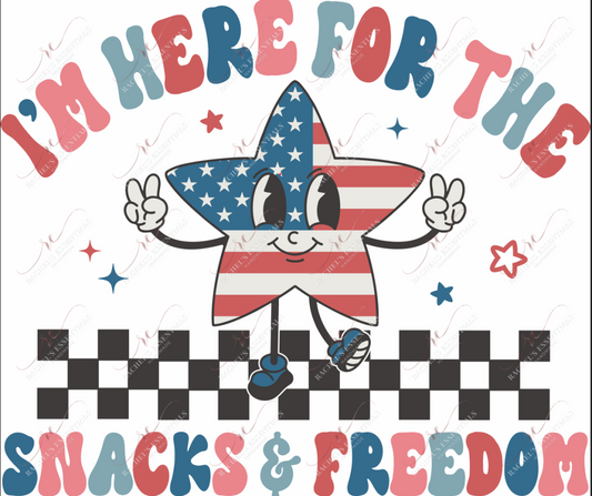 Im Here For The Snacks- Clear Cast Decal