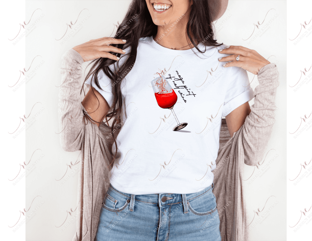 Mega Pint Of Red Wine - Tshirt